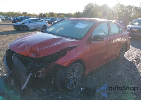 2023 Kia Forte Gt-Line z USA, uszkodzony, nr VIN 3KPF54AD8PE548821